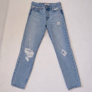 Women’s jean pants. Levi’s. Size 24. Wedgie style